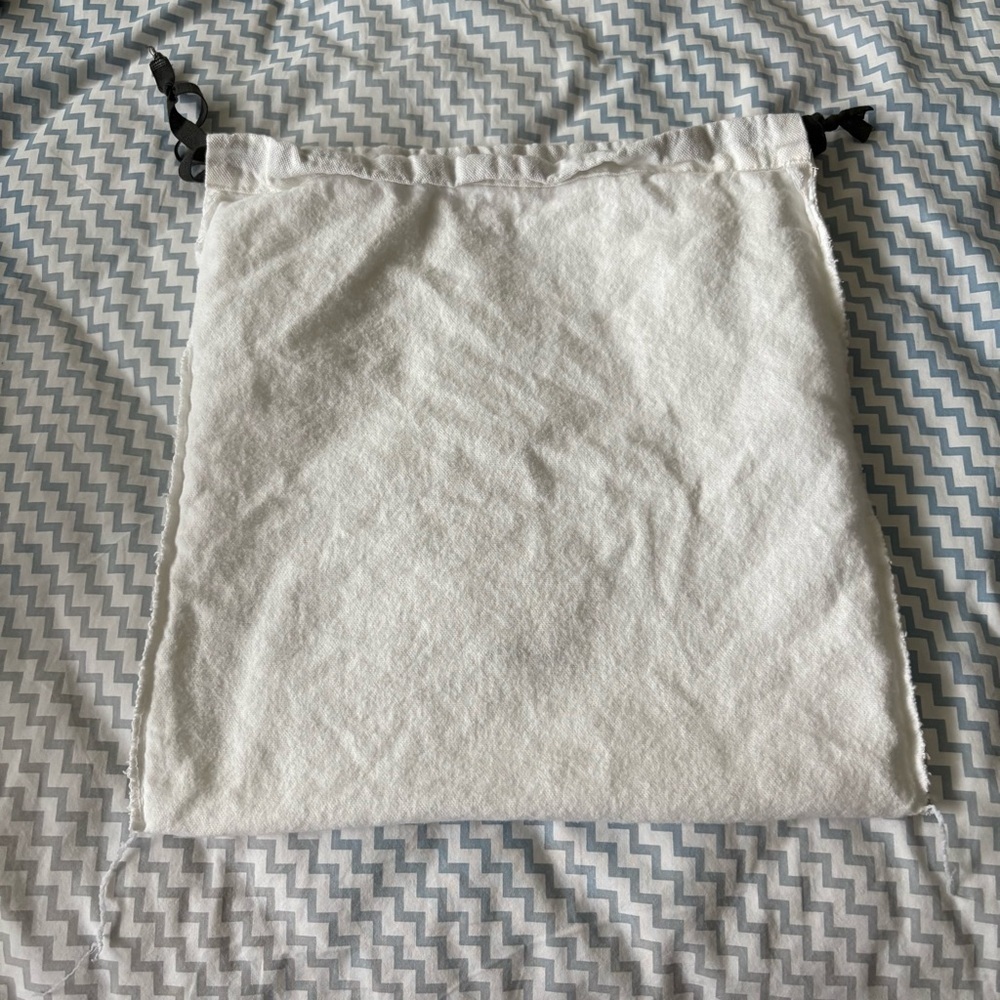 CELINE Small White Dust Bag Drawstring 12 x 13 inches - Picture 5 of 8